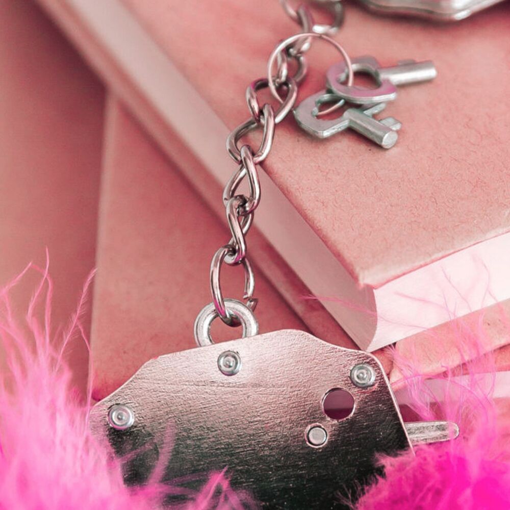 Наручники металеві Adrien Lastic Handcuffs з рожевим