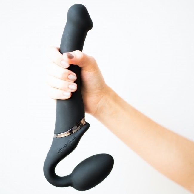 Безремінний страпон з вібрацією Strap-On-Me
