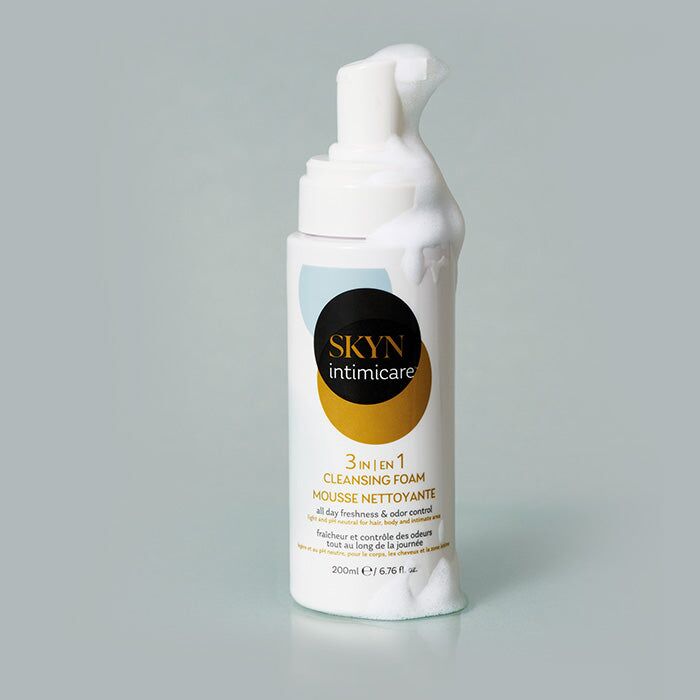 Піна для інтимного догляду SKYN Intimicare 3 in 1 Cleansing Foam