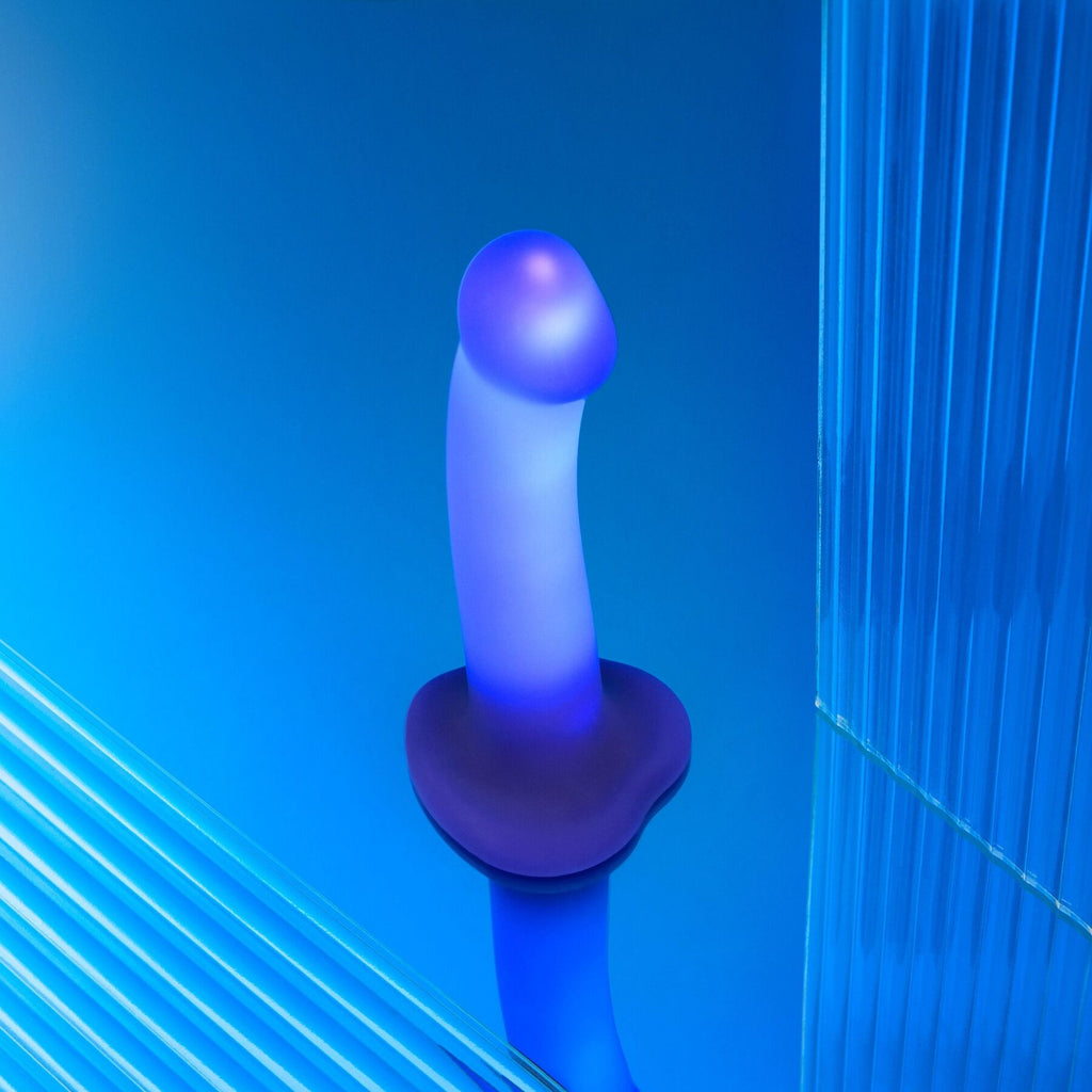 Дилдо, що світиться Strap-On-Me Glow-LED Dildo