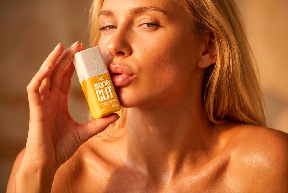 Смоктайзер для клітора Intt Suck My Clit